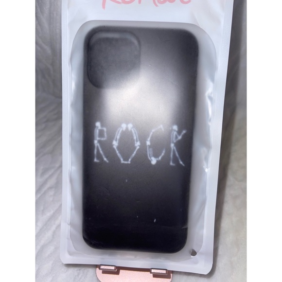 Skeleton Rock Black iPhone 12 Pro Max Case 🖤 - Picture 8 of 17